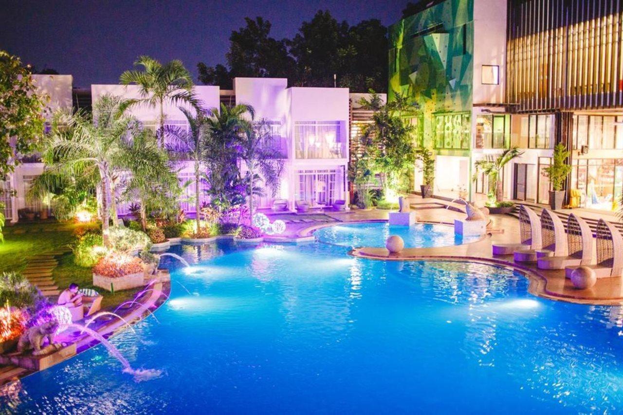 อาซิซา พาราไดซ์ โฮเต็ล Hotel Puerto Princesa ภายนอก รูปภาพ