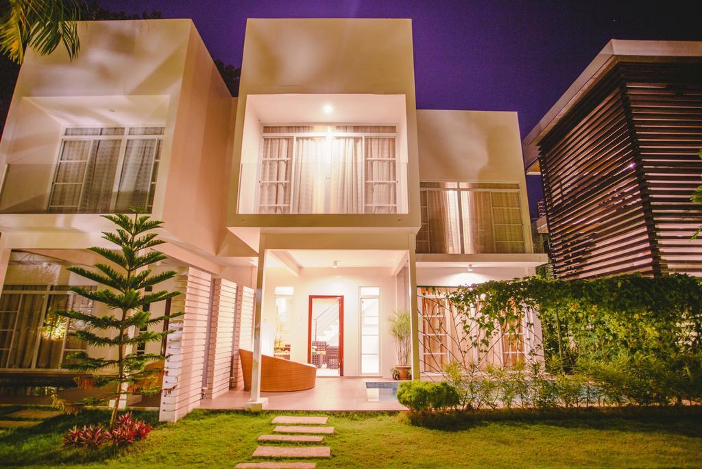 อาซิซา พาราไดซ์ โฮเต็ล Hotel Puerto Princesa ภายนอก รูปภาพ