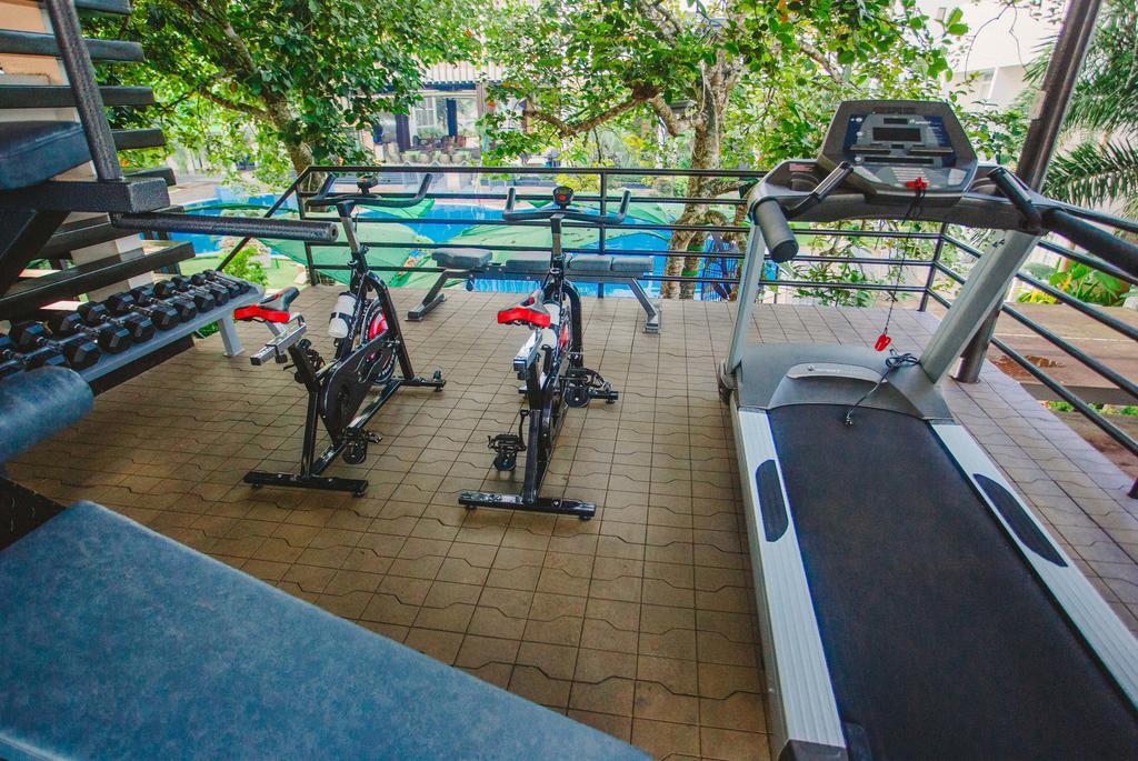 อาซิซา พาราไดซ์ โฮเต็ล Hotel Puerto Princesa ภายนอก รูปภาพ