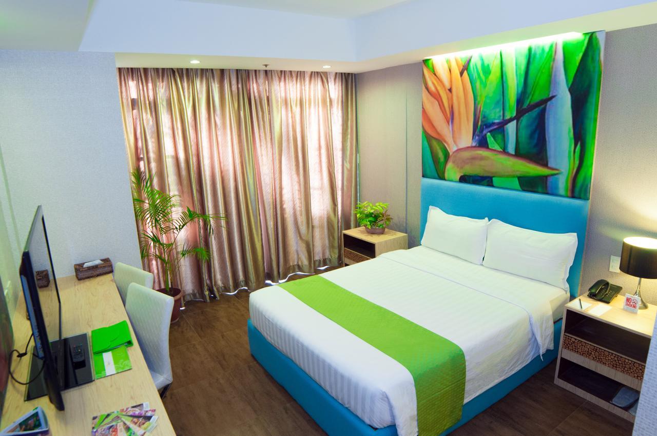 อาซิซา พาราไดซ์ โฮเต็ล Hotel Puerto Princesa ภายนอก รูปภาพ