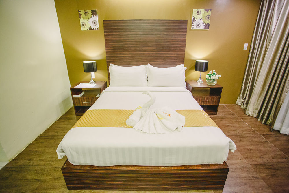 อาซิซา พาราไดซ์ โฮเต็ล Hotel Puerto Princesa ภายนอก รูปภาพ