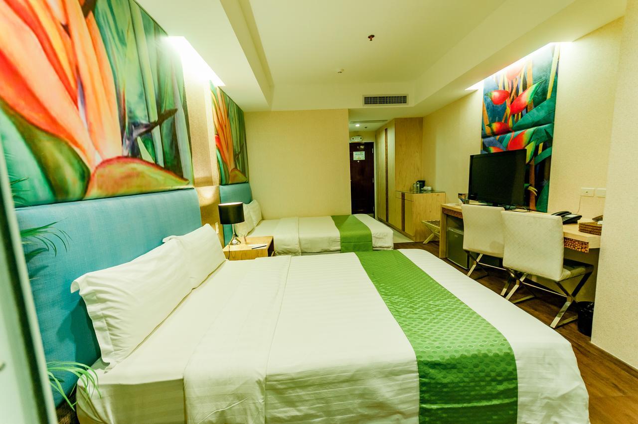 อาซิซา พาราไดซ์ โฮเต็ล Hotel Puerto Princesa ภายนอก รูปภาพ
