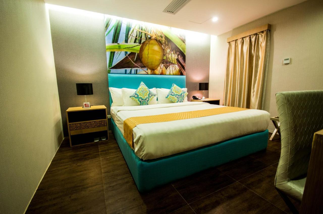 อาซิซา พาราไดซ์ โฮเต็ล Hotel Puerto Princesa ภายนอก รูปภาพ